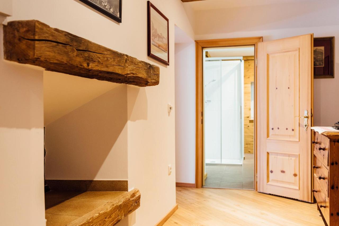 Private Suites Traunkirchen Exterior foto